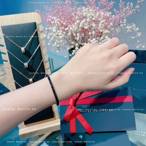 CLASSIC CUFF BLACK - Hình ảnh 9